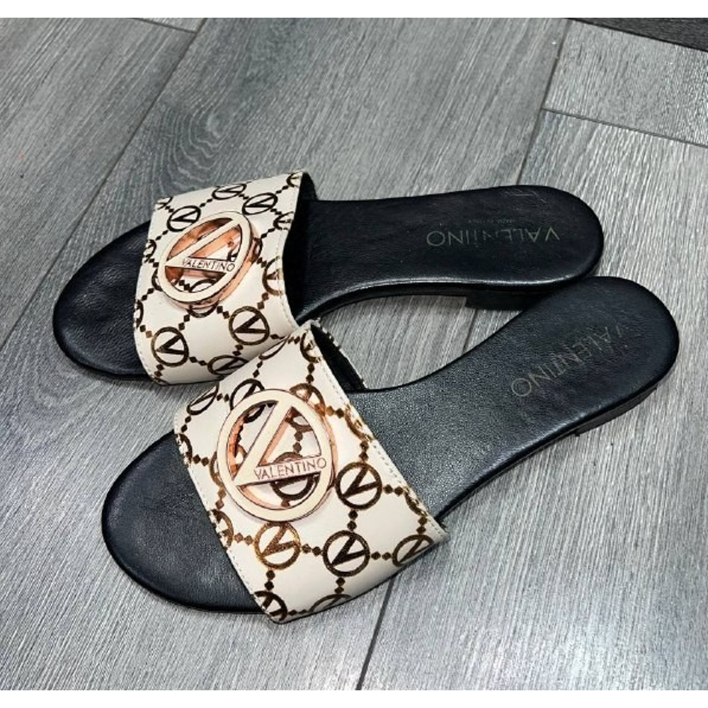 Valentino by Mario Valentino Leather sandals FLATS Black SIGNATURE sz 39 S000145 - Picture 2 of 5